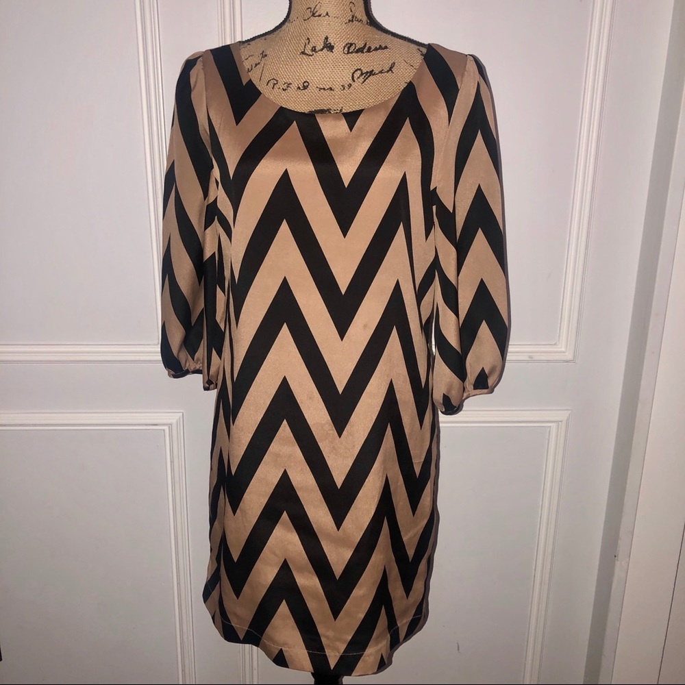 NWOT Tan & Black Dress